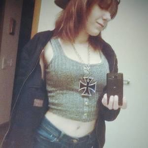 Meet your Posher, Naomi